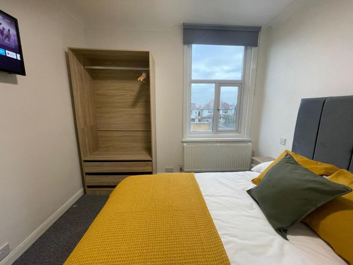 Woodford Hotel London Kültér fotó