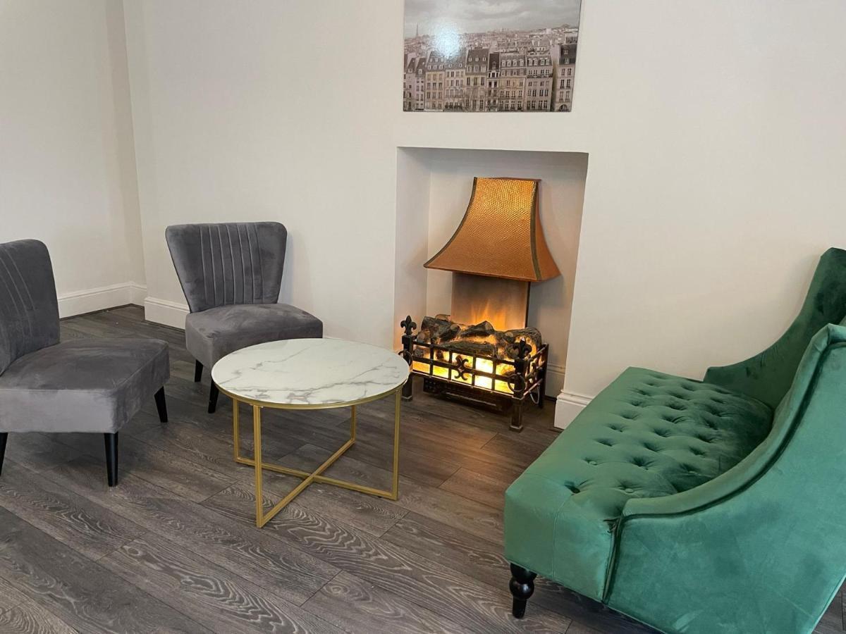 Woodford Hotel London Kültér fotó