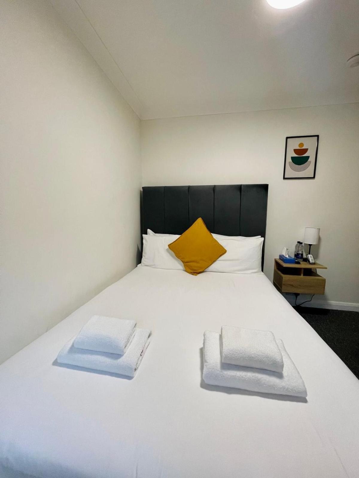 Woodford Hotel London Kültér fotó