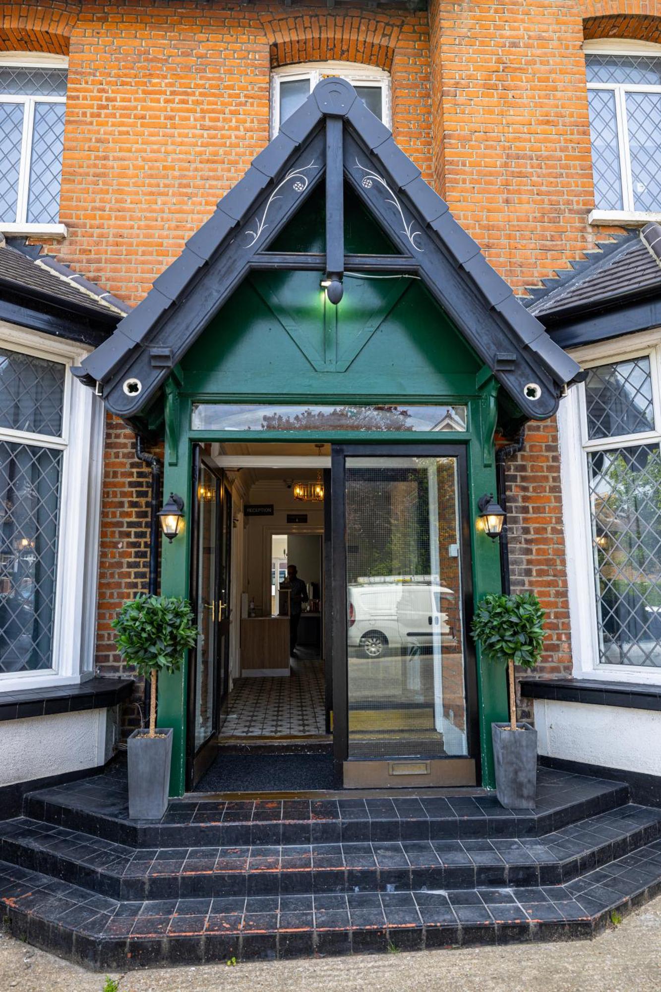 Woodford Hotel London Kültér fotó