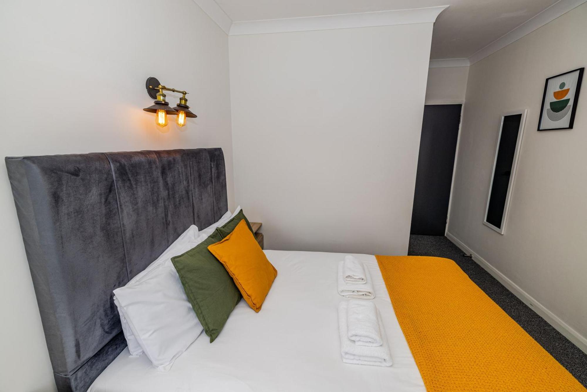 Woodford Hotel London Kültér fotó