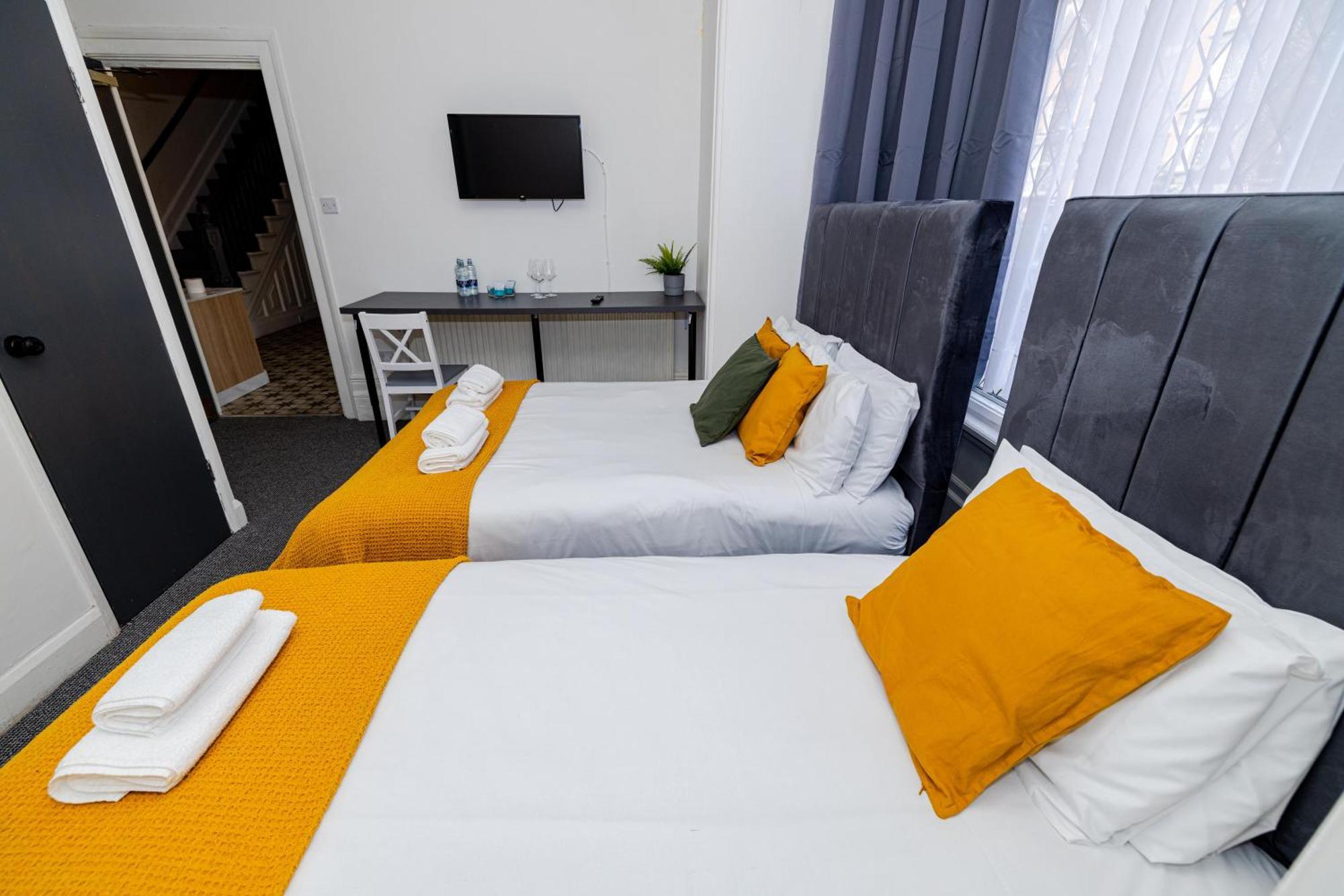 Woodford Hotel London Kültér fotó