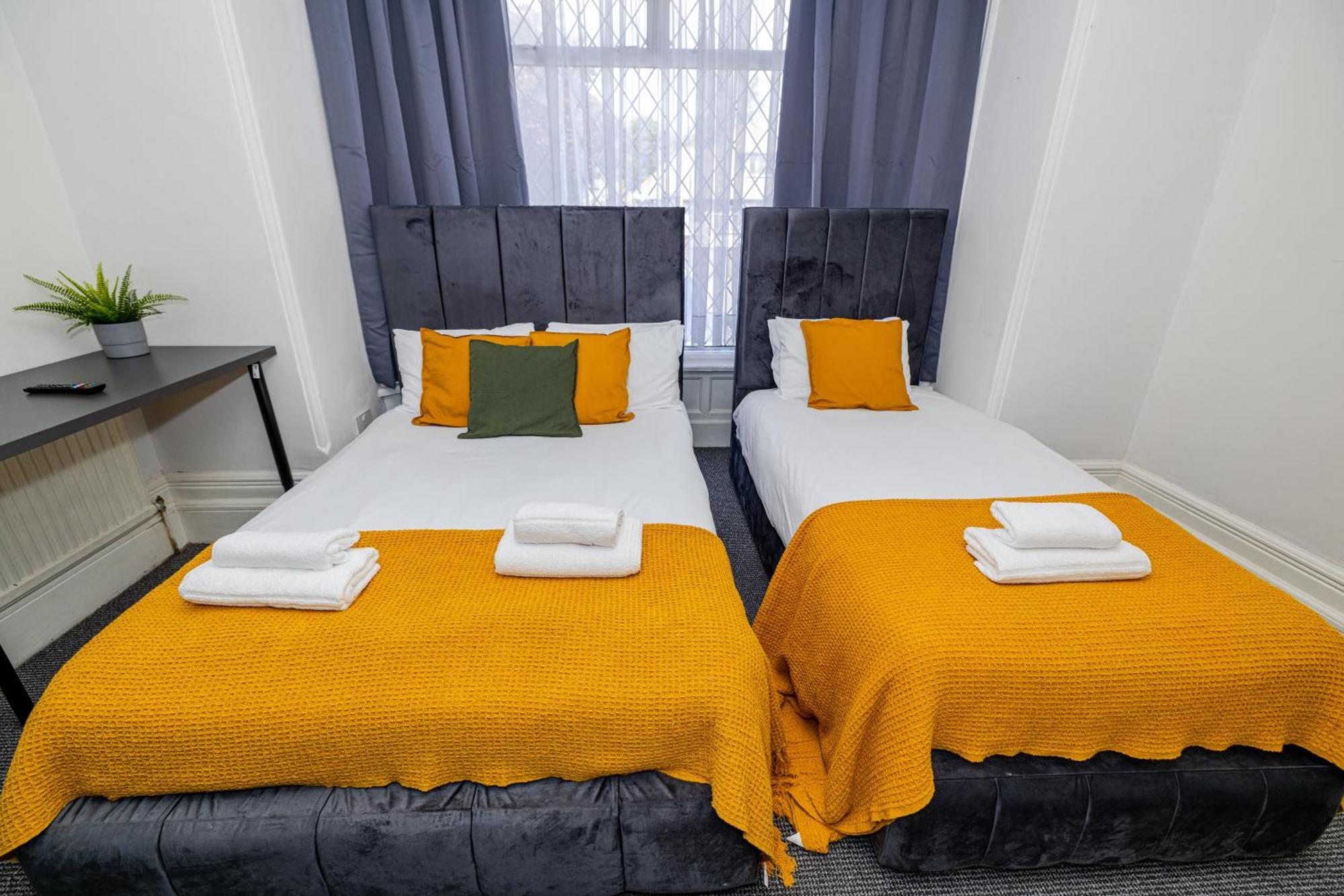 Woodford Hotel London Kültér fotó