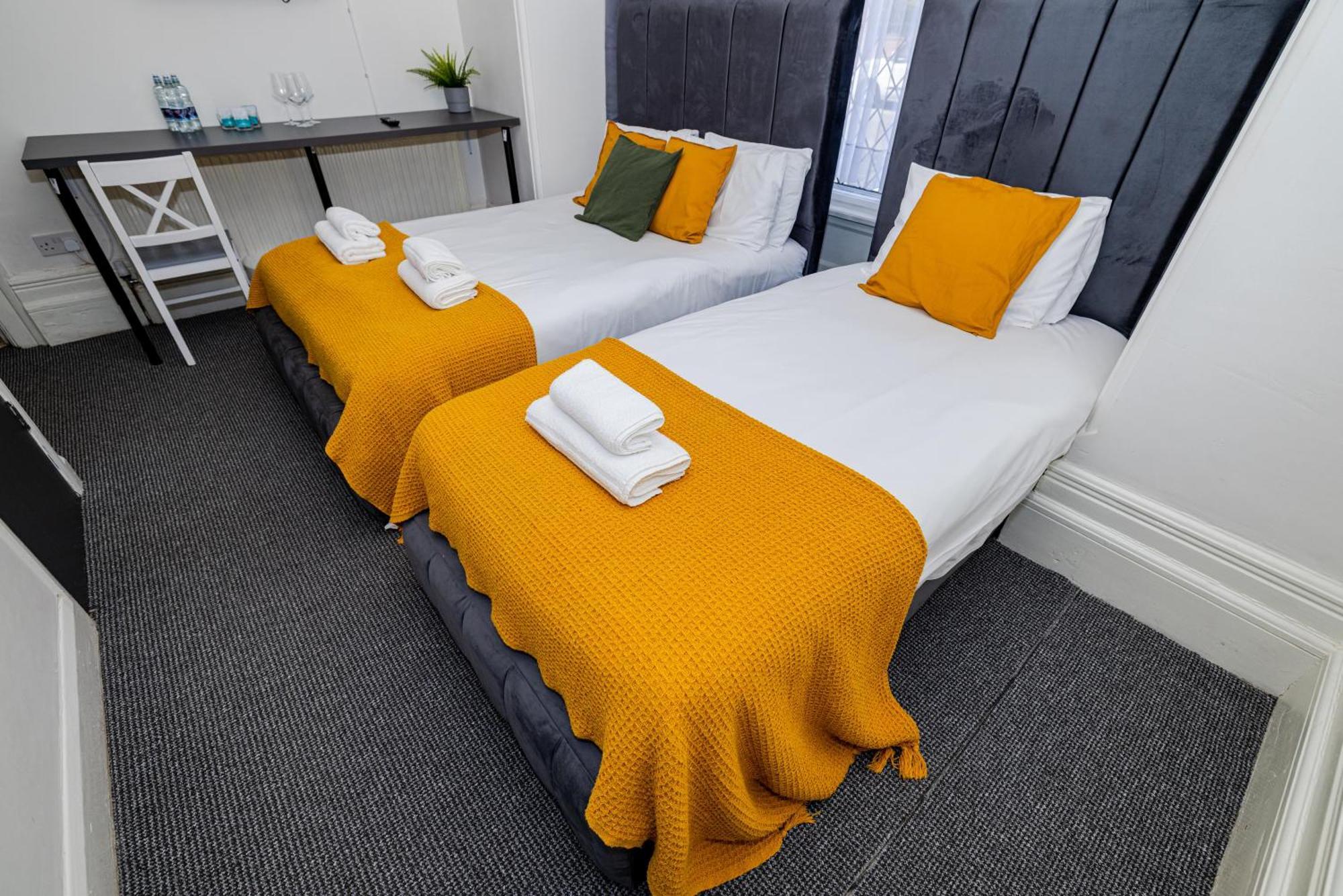 Woodford Hotel London Kültér fotó